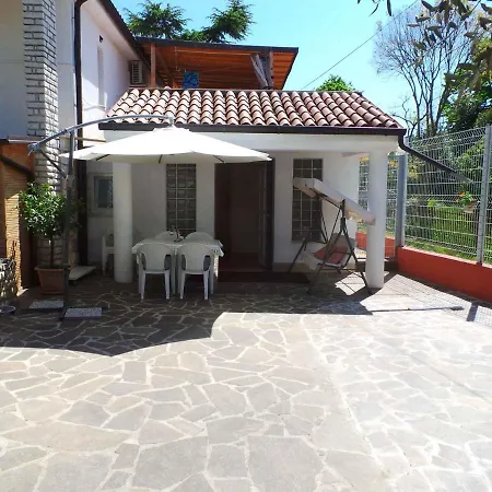 One-bedroom In Umag/istrien 12158 *